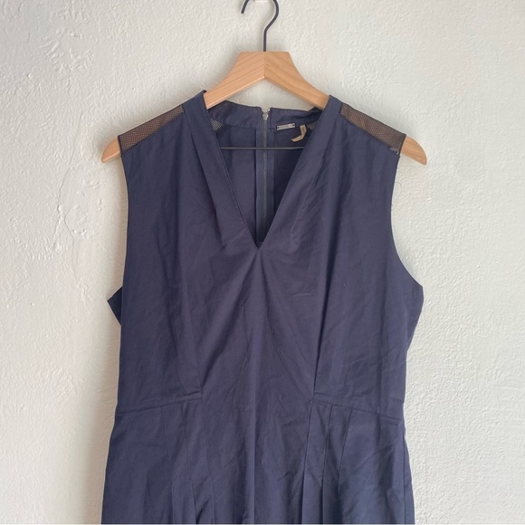 Elie Tahari Navy Sleeveless Midi Dress with mesh shoulders - Picture 2 of 8